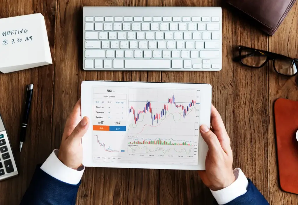 forex-trade-graph-chart-concept